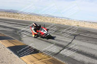 media/Nov-30-2025-TrackXperience (Sun) [[c0061d280f]]/1-Level 3/Session 4 (Turn 12 Inside)/